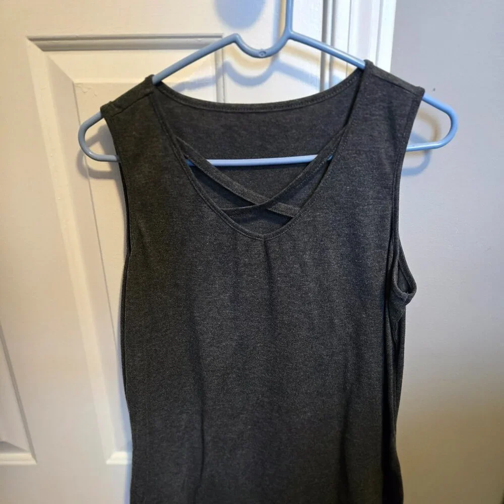 Tank top - Picture 1 of 4